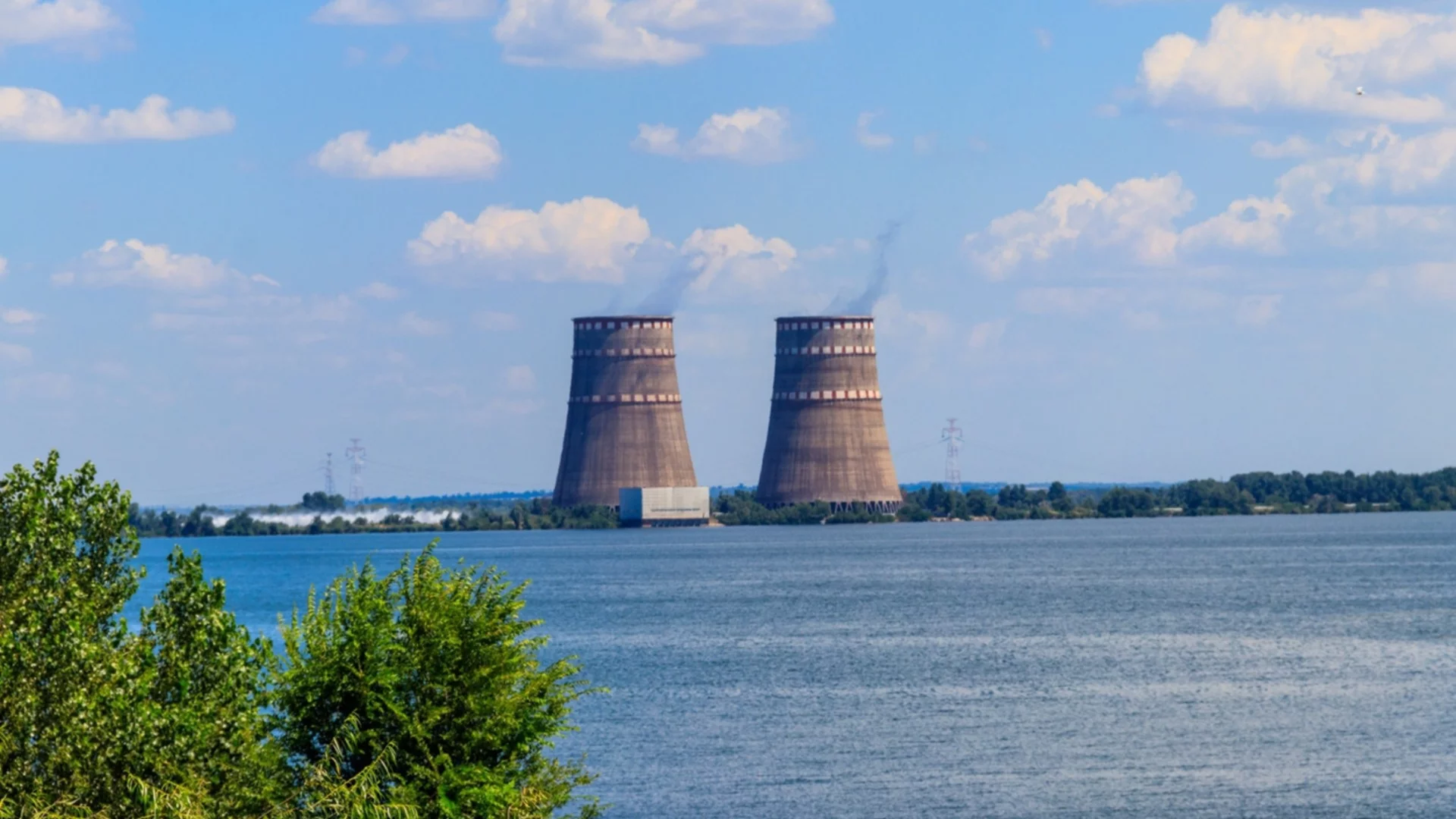 За пореден път: АЕЦ "Запорожие" без ток заради мащабните военни действия