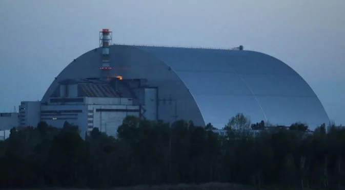 МААЕ предупреждава: Защитният саркофаг на АЕЦ "Чернобил" е повреден
