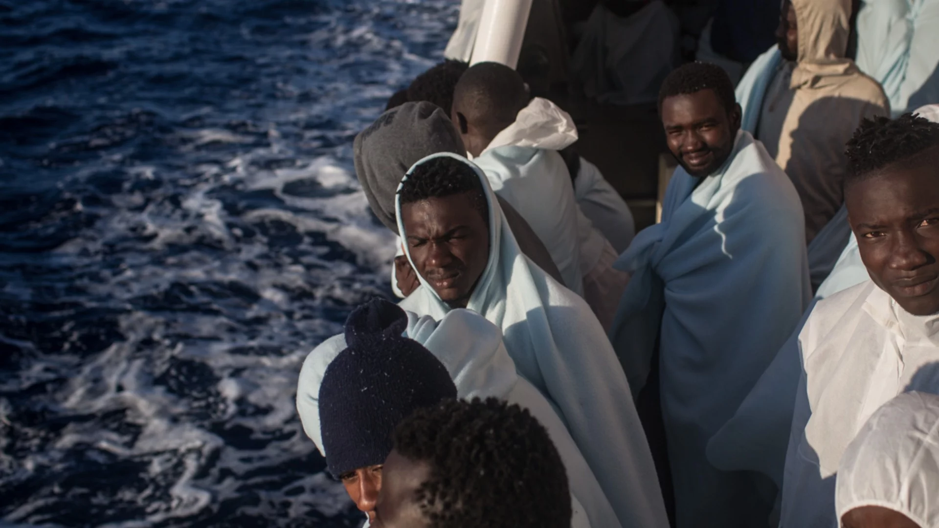 Корабокрушение край Крит: Най-малко 18 мигранти загинаха