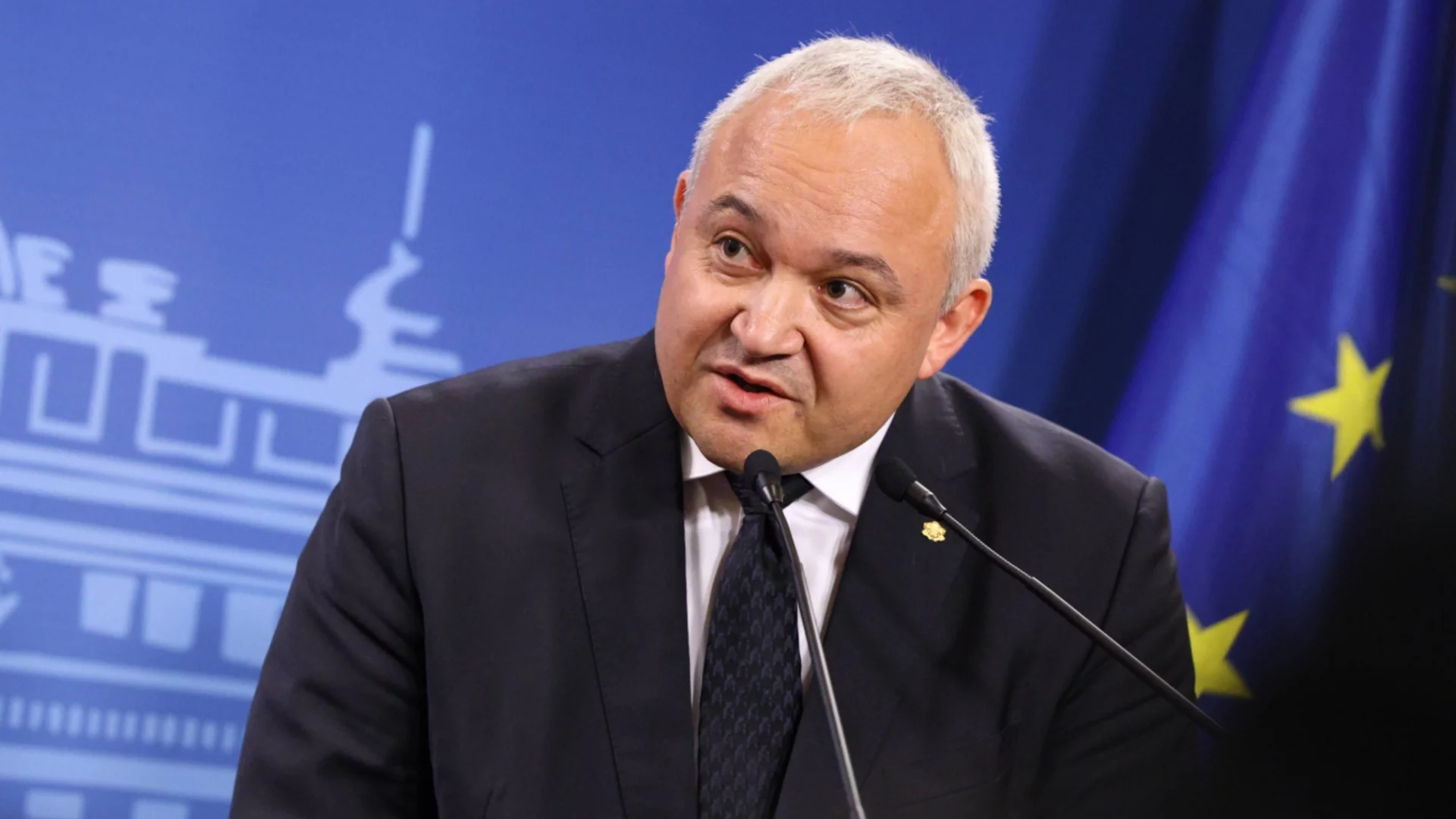 "Президентът ще измете статуквото, ако направи партия":  Демерджиев заговори за преучредяване на институциите