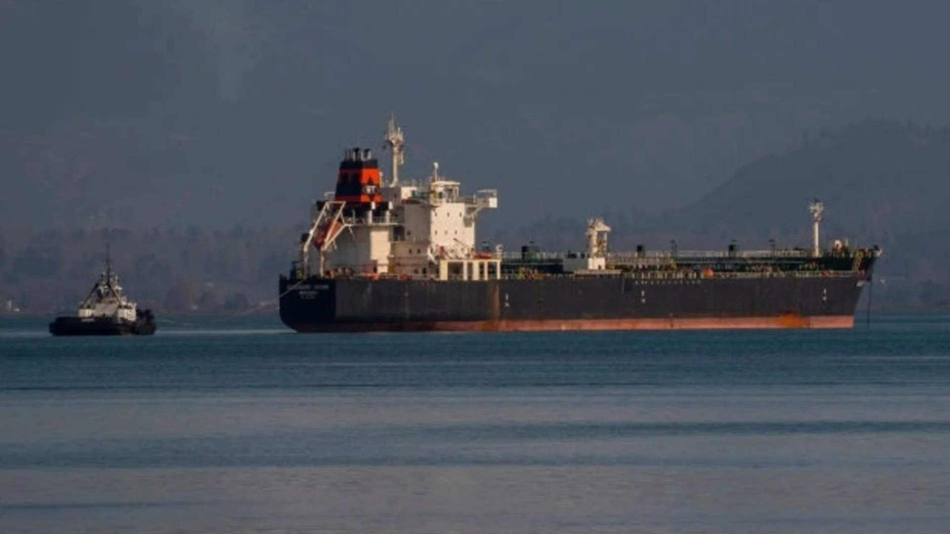 Цената на застраховките на корабите в Черно море се утрои след ударите по руския сенчест флот