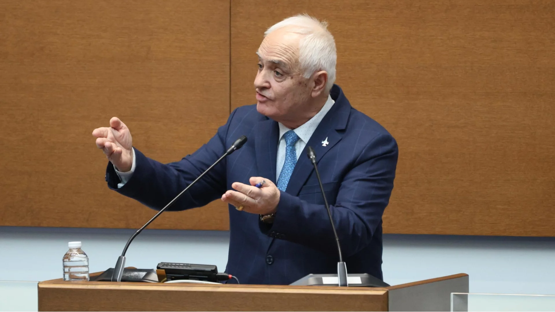 Запрянов: Чакаме отговор от турския посланик защо танкерът е оставен в наши води