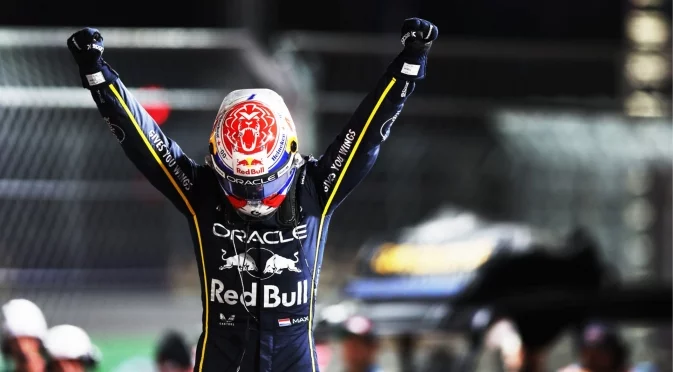 Най-великият обрат в историята на Формула 1, който завърши без титла - как Верстапен остана на косъм от "чудото на века"