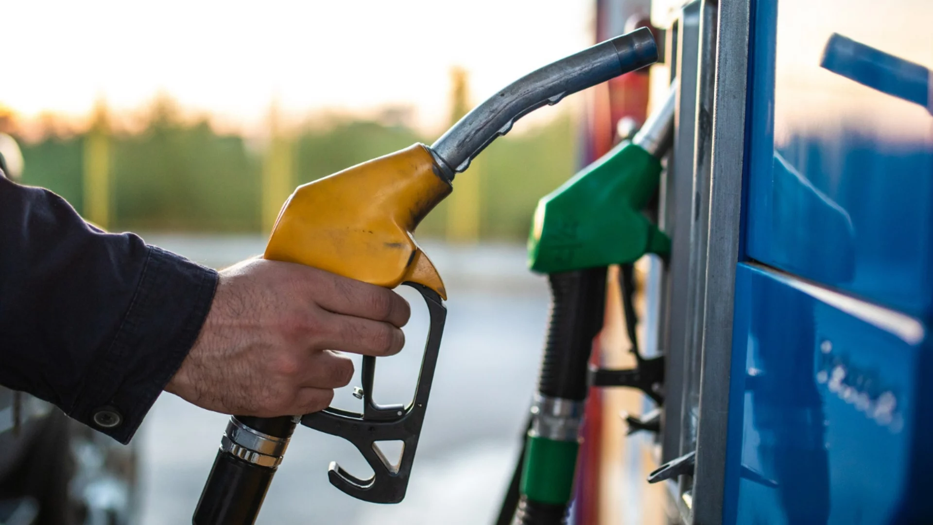 Над половин милиард на година са щетите за бюджета от нелегално гориво