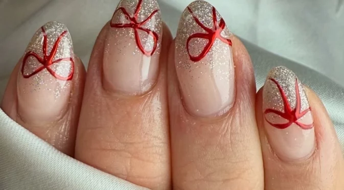 Маникюр за Нова година: Кой цвят ще привлече късмет?