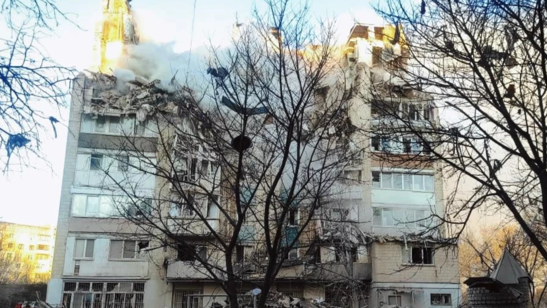 Бащата-генерал воюва срещу Украйна, дъщеря му спокойно обикаля Европа и се радва (ВИДЕО)