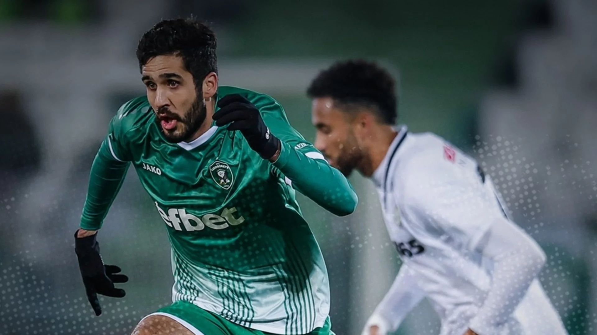 Гол в 30-ата секунда шокира Лудогорец, но познатият спасител предотврати голям гаф