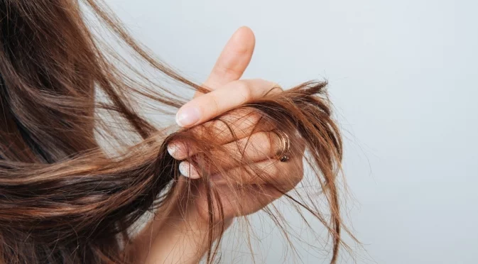 Само 5 минути седмично: Грижата за косата, която спира цъфтежа през зимата