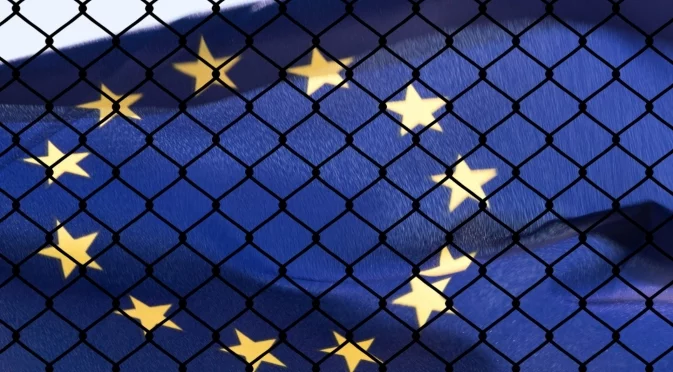 ЕС въвежда солидарен подход при разпределението на мигранти, България получава отстъпки