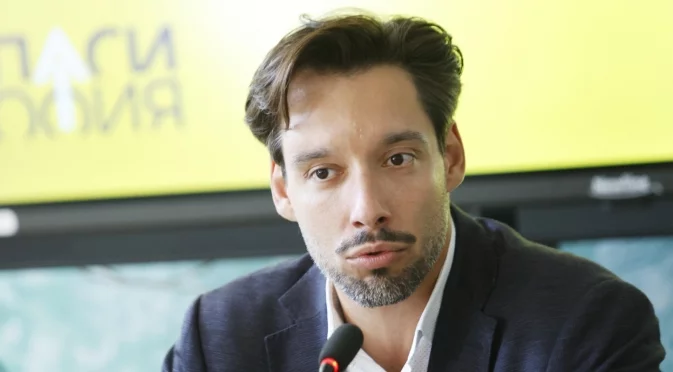 "Липсват 55 млн. евро за София": Борис Бонев отиде в парламента (ВИДЕО)