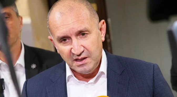 "Ще го направя, когато най-малко очаквате": Радев за своя партия, но вече не дали, а кога