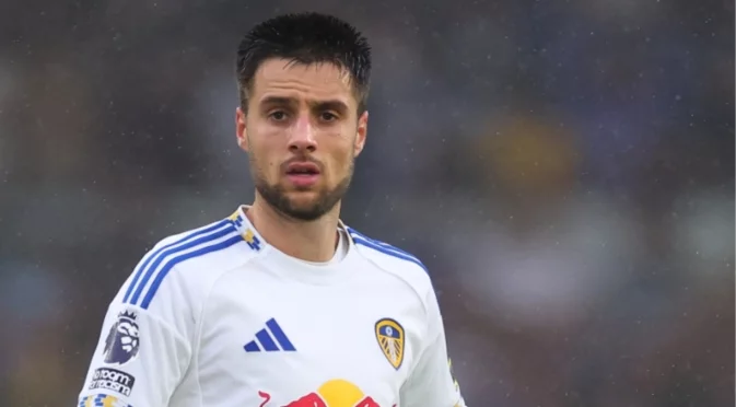 Футболист на Барселона става съотборник на Илия Груев?