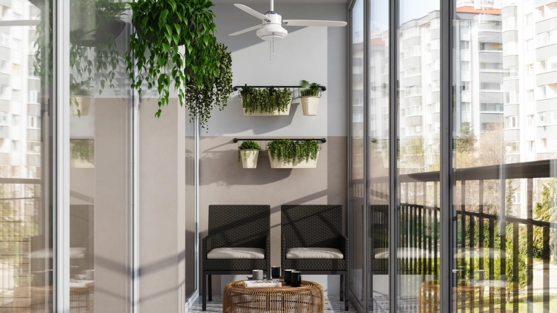 Как да спасим саксийните растения, които стоят на остъклен балкон през зимата