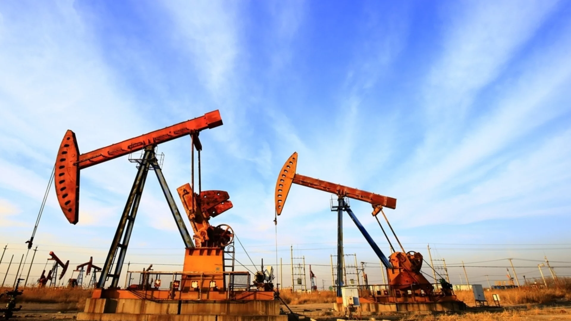 Обрат с цената на петрола след новия мирен план за Украйна