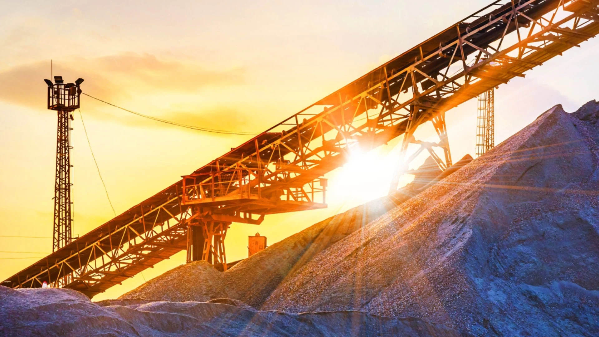 "България има потенциал за добив на критични суровини": Взети са проби от "Марица Изток"