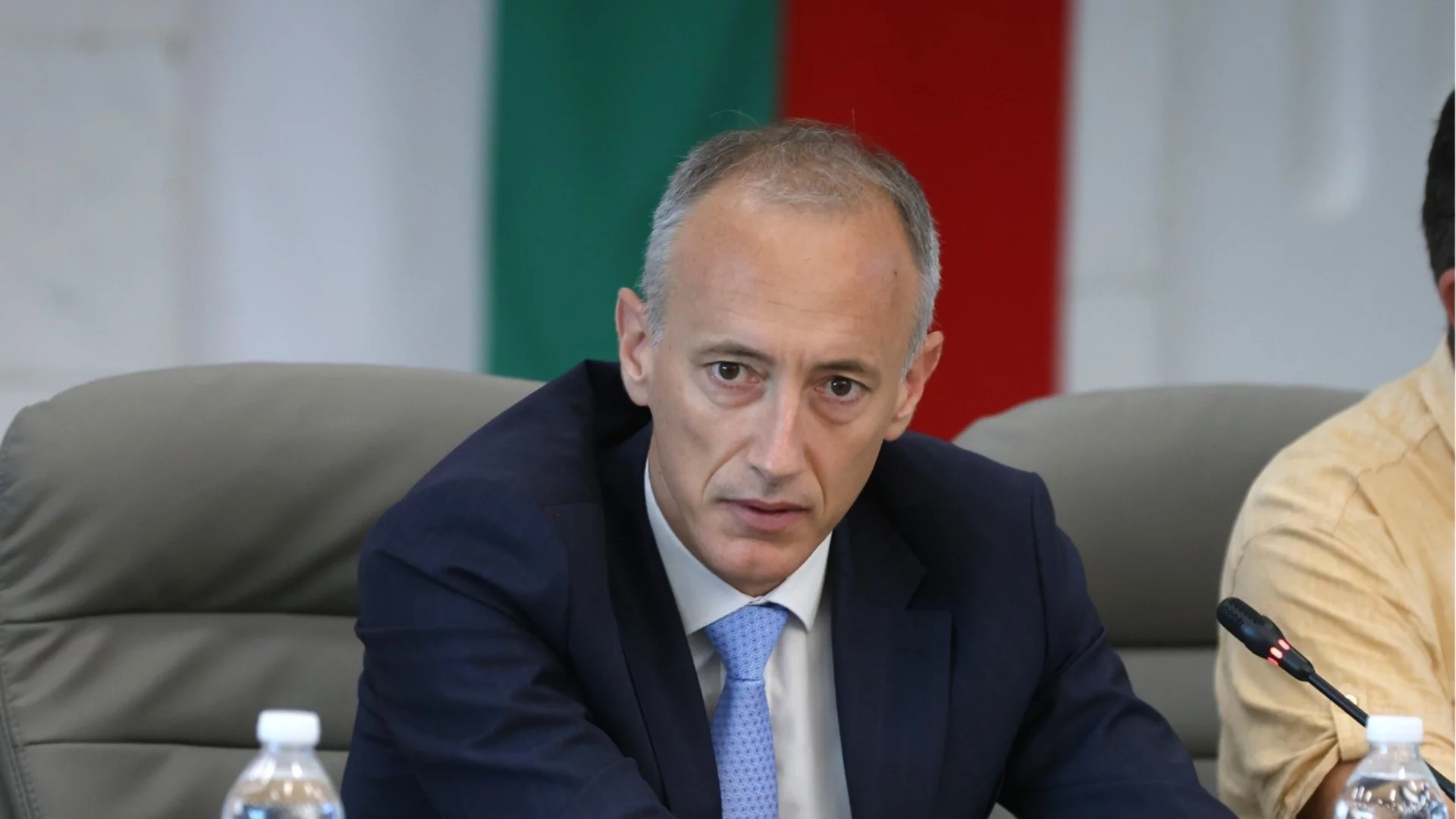 Красимир Вълчев: Ще има 10% увеличение на заплатите на персонала в учебните заведения