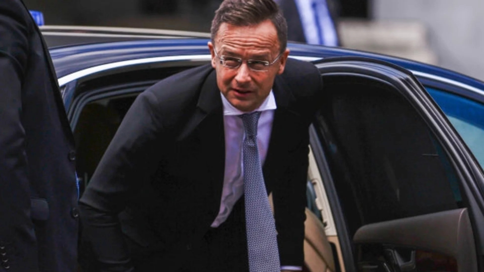 Сиярто: Русия и Унгария трябва заедно да се противопоставят на външния натиск