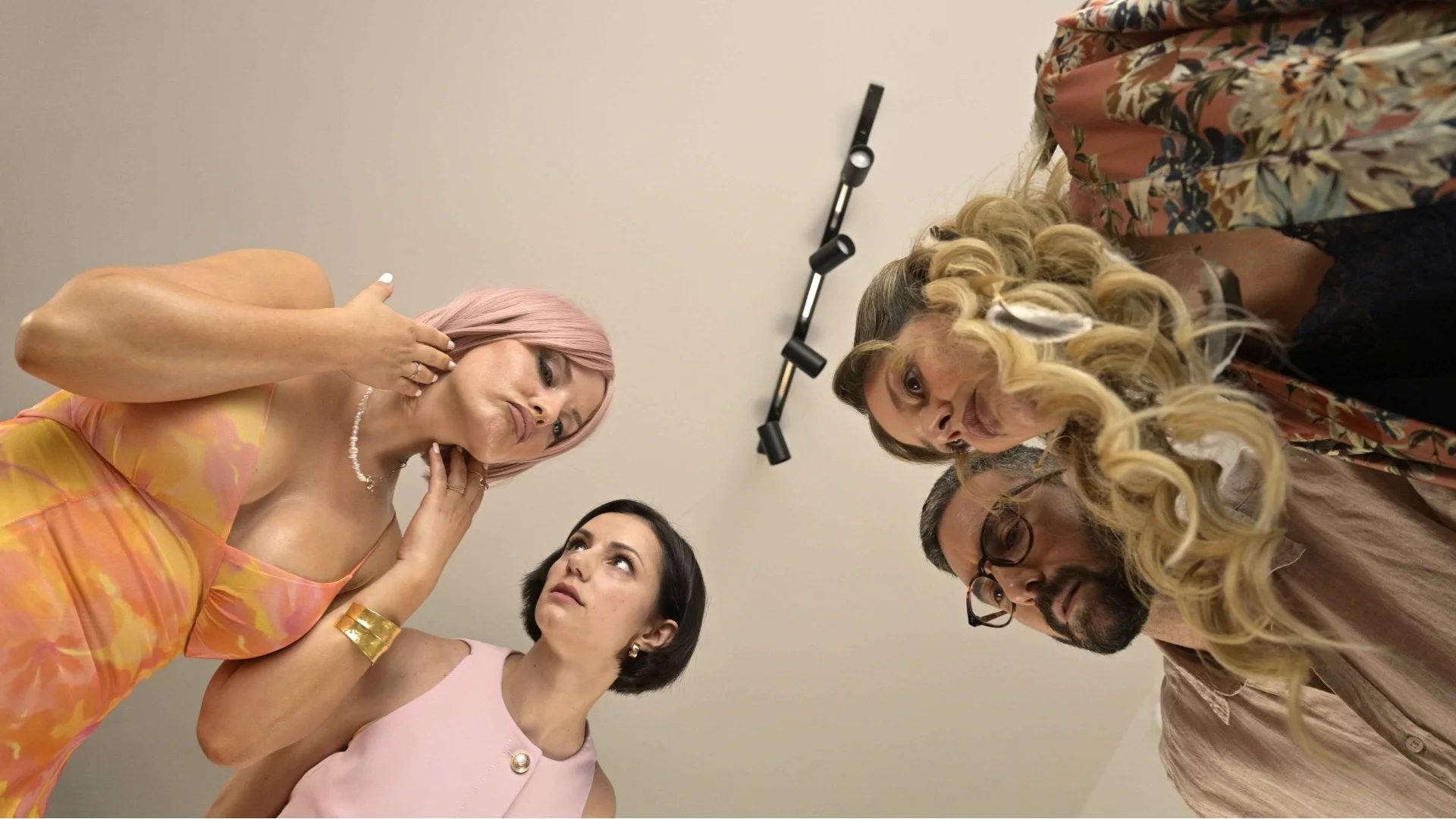 Комедията от Яна Титова "Брънч за начинаещи" вече има официален трейлър и първо събитие