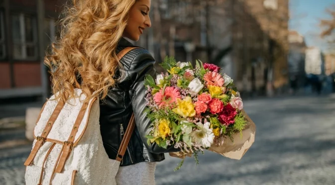 Хороскоп за днес, 11 декември: Четвъртък ще е само цветя и рози за Везните, но не и за Рибите