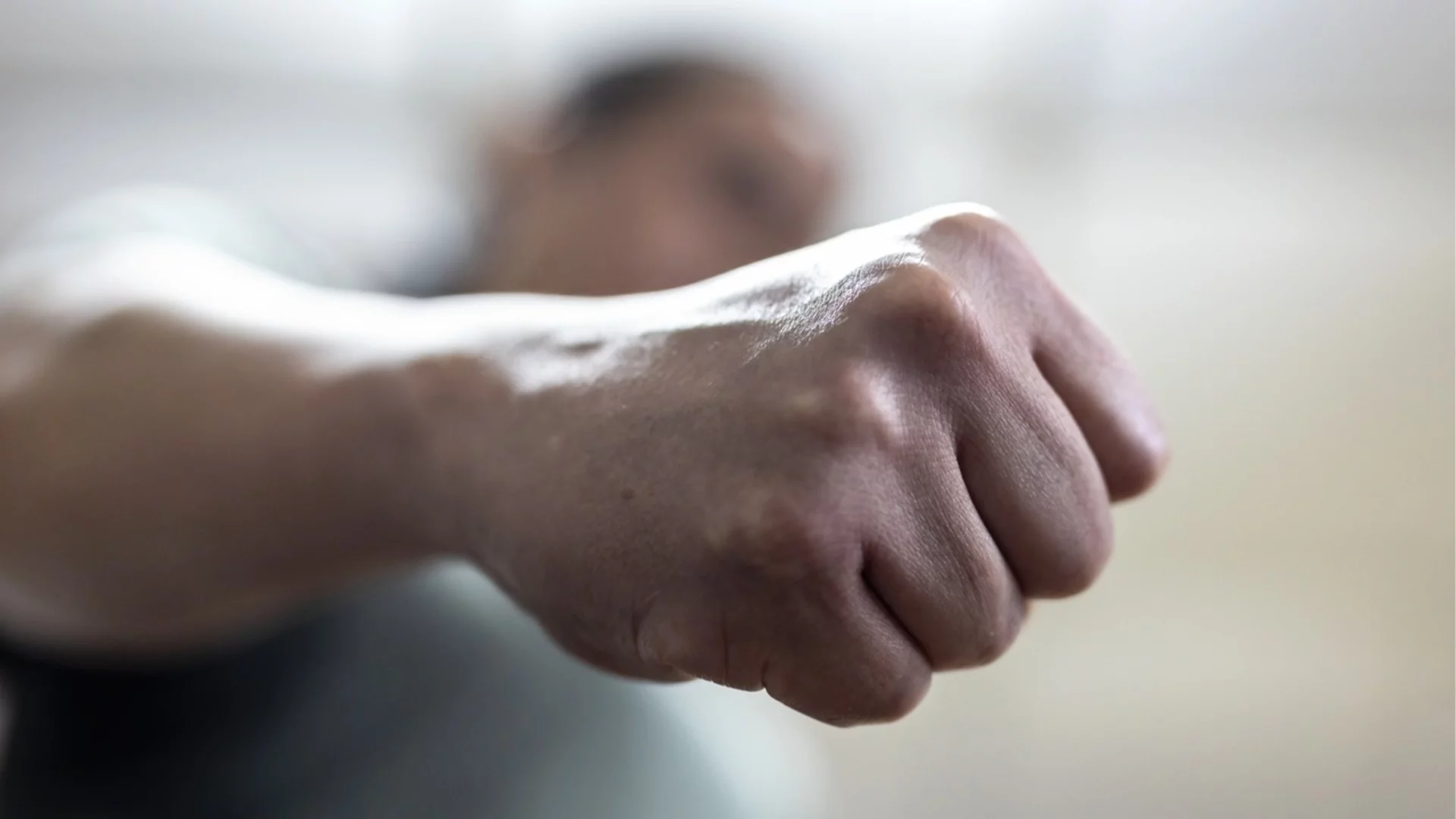 "Чист опит за убийство": Разказ за жестокия побой с ритници в главата в "Люлин"