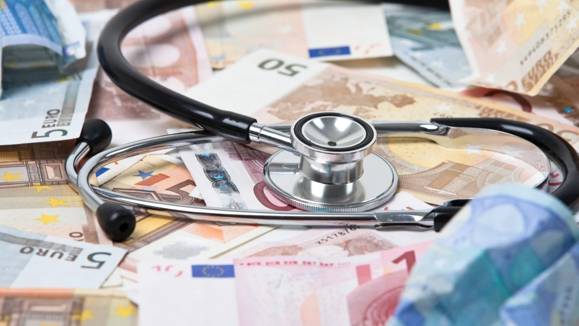 Влизаме много по-безопасно в епидемиологичната обстановка, отколкото в бюджета