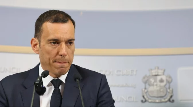 "В трудните моменти ясно се вижда кой какъв е": Терзиев с остър коментар към кмета на "Люлин"