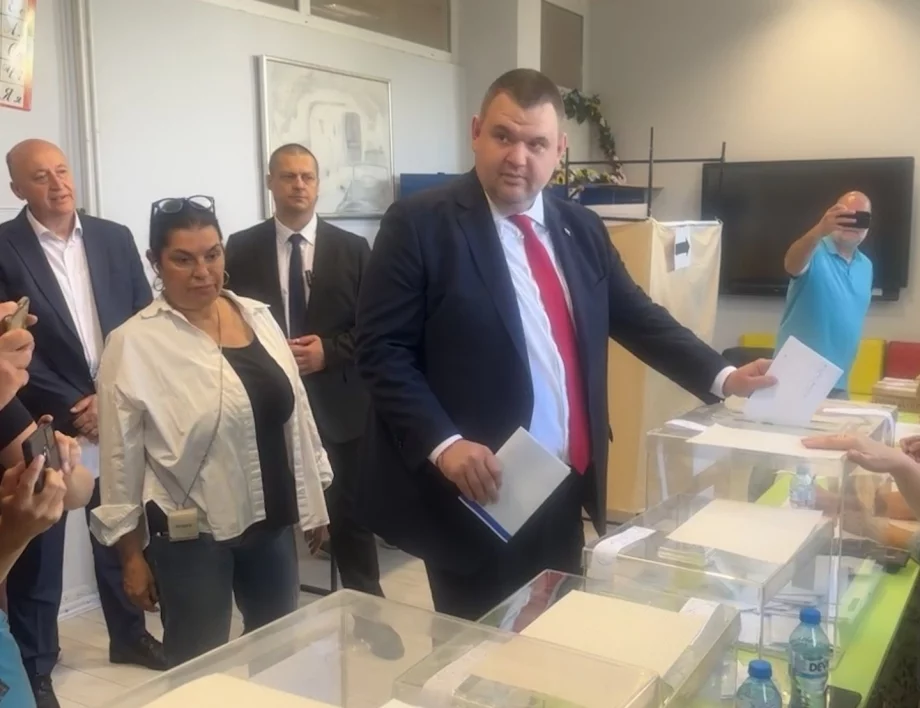 Пеевски се готви за следващата битка. Ще сме готови ли ние?