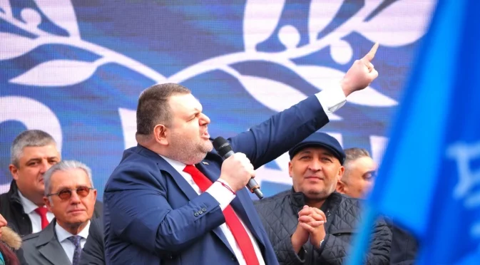 "Вреше и кипеше в Ботевград": Кметът обясни защо забрани митинга на ДПС-Ново начало