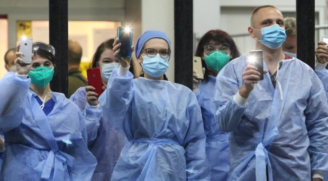 И испанските лекари протестират - със стачки, отменени прегледи и отложени операции