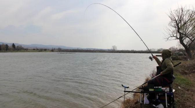 Който ловил, ловил: Забраниха риболова завинаги