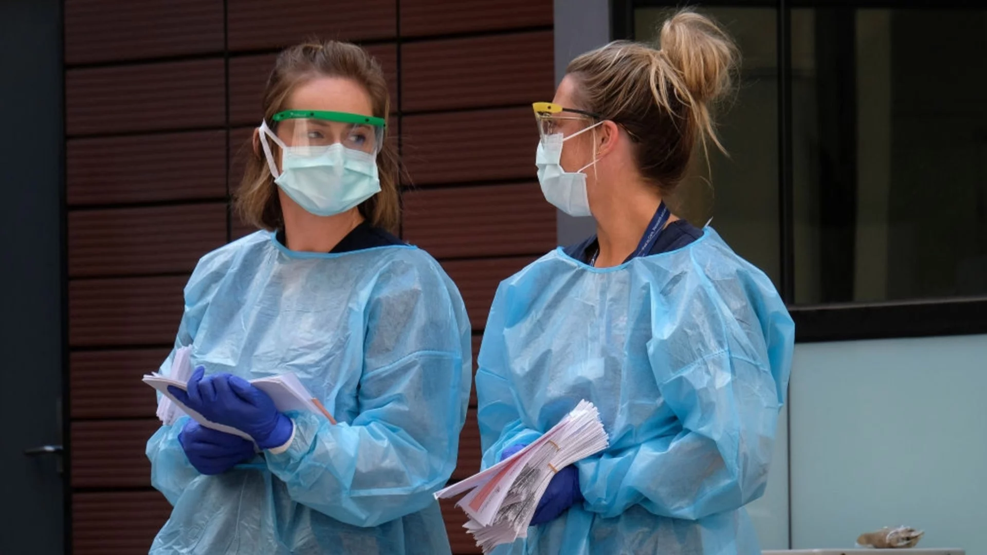 На протест: На Острова младите лекари бойкотират болниците, докторите-чужденци им взимали местата