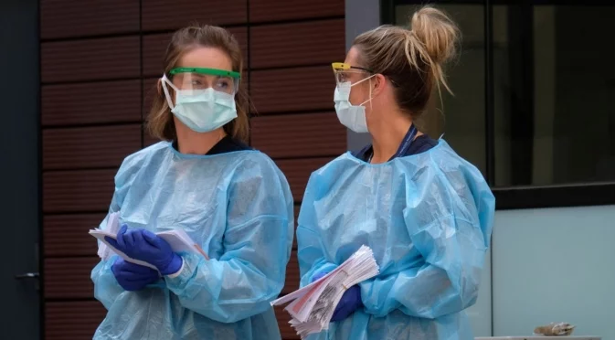 На протест: На Острова младите лекари бойкотират болниците, докторите-чужденци им взимали местата