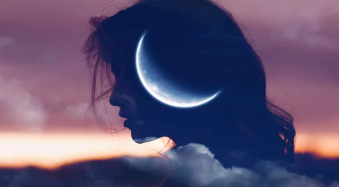 Мощно новолуние в Стрелец на 20 декември - какво ще донесе на всяка зодия