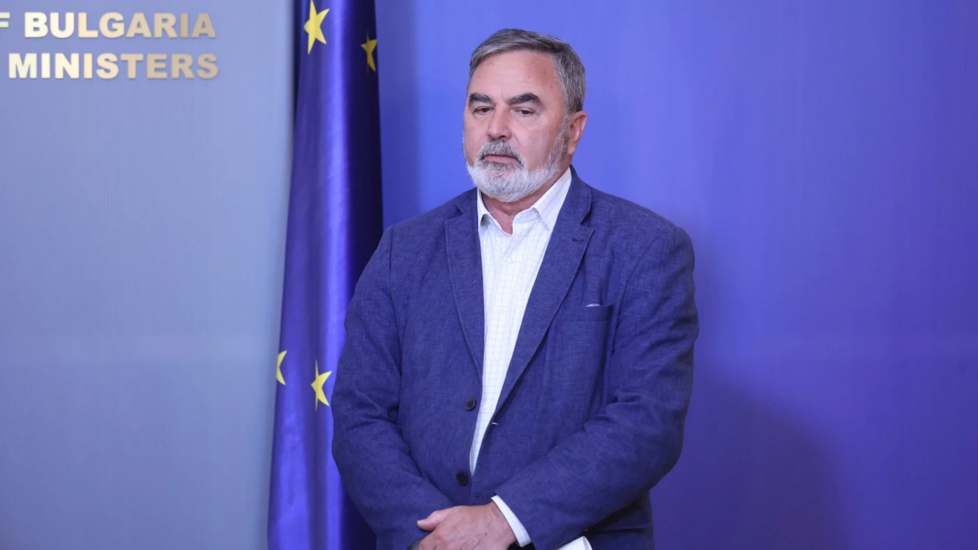 "Няма място за паника заради грипа": Доц. Кунчев успокои