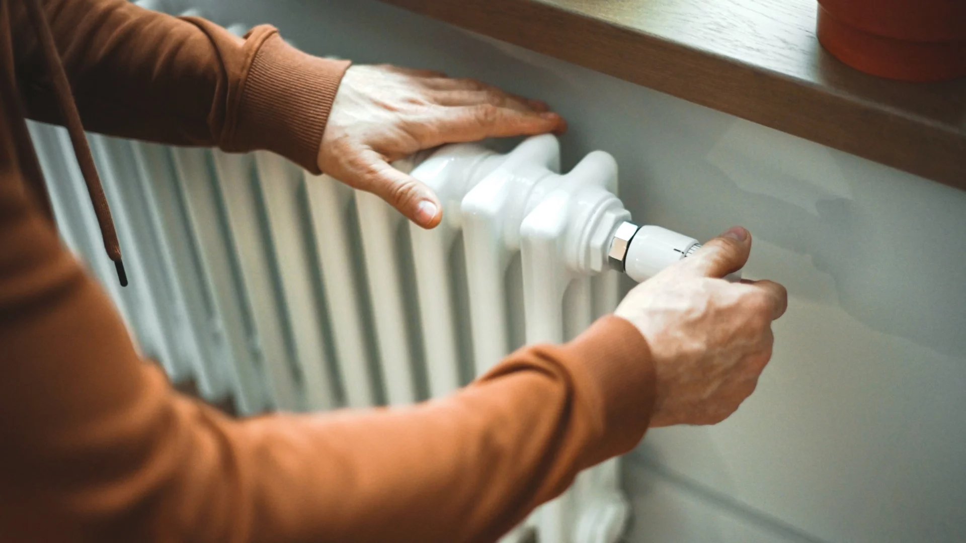 3 съвета за по-топли радиатори, които се нагряват по-бързо през зимата