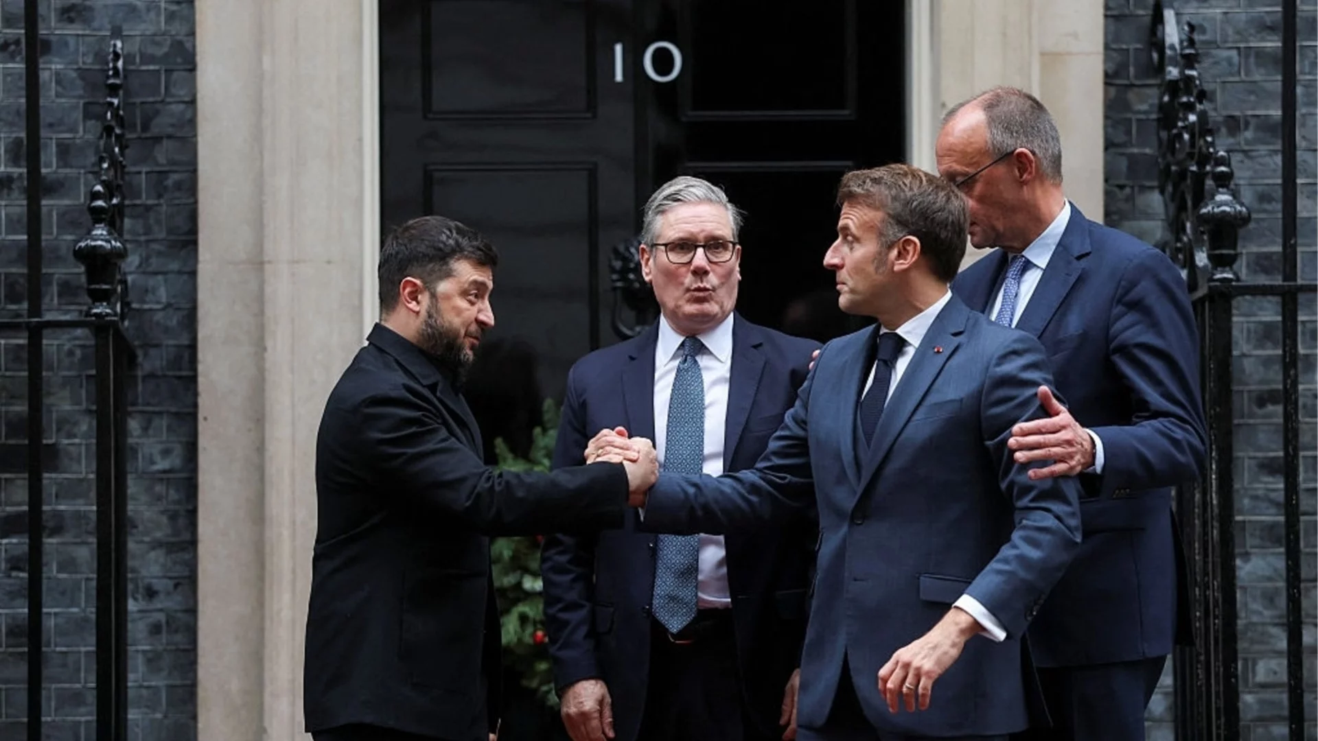 НА ЖИВО: Кризата в Украйна, 11.12.25 - Какво съдържа мирният план, който САЩ, Украйна и Европа обсъждат?