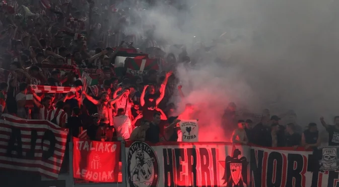 Фенове на Атлетик Билбао изпочупили рейса на ПСЖ след хикса в Шампионска лига