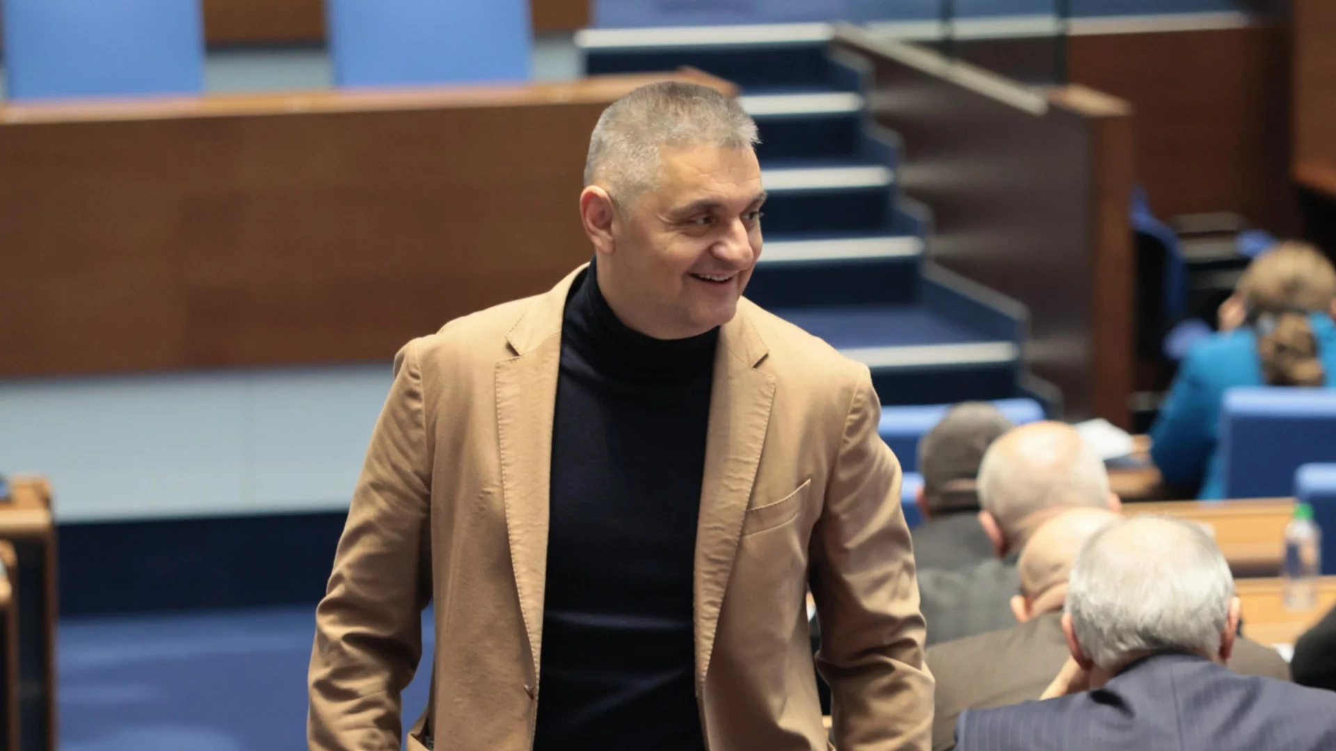 Кирил Добрев за ПП-ДБ: Политически шарлатани ме карат да свалим правителството, в което до вчера искаха да участват (ВИДЕО)