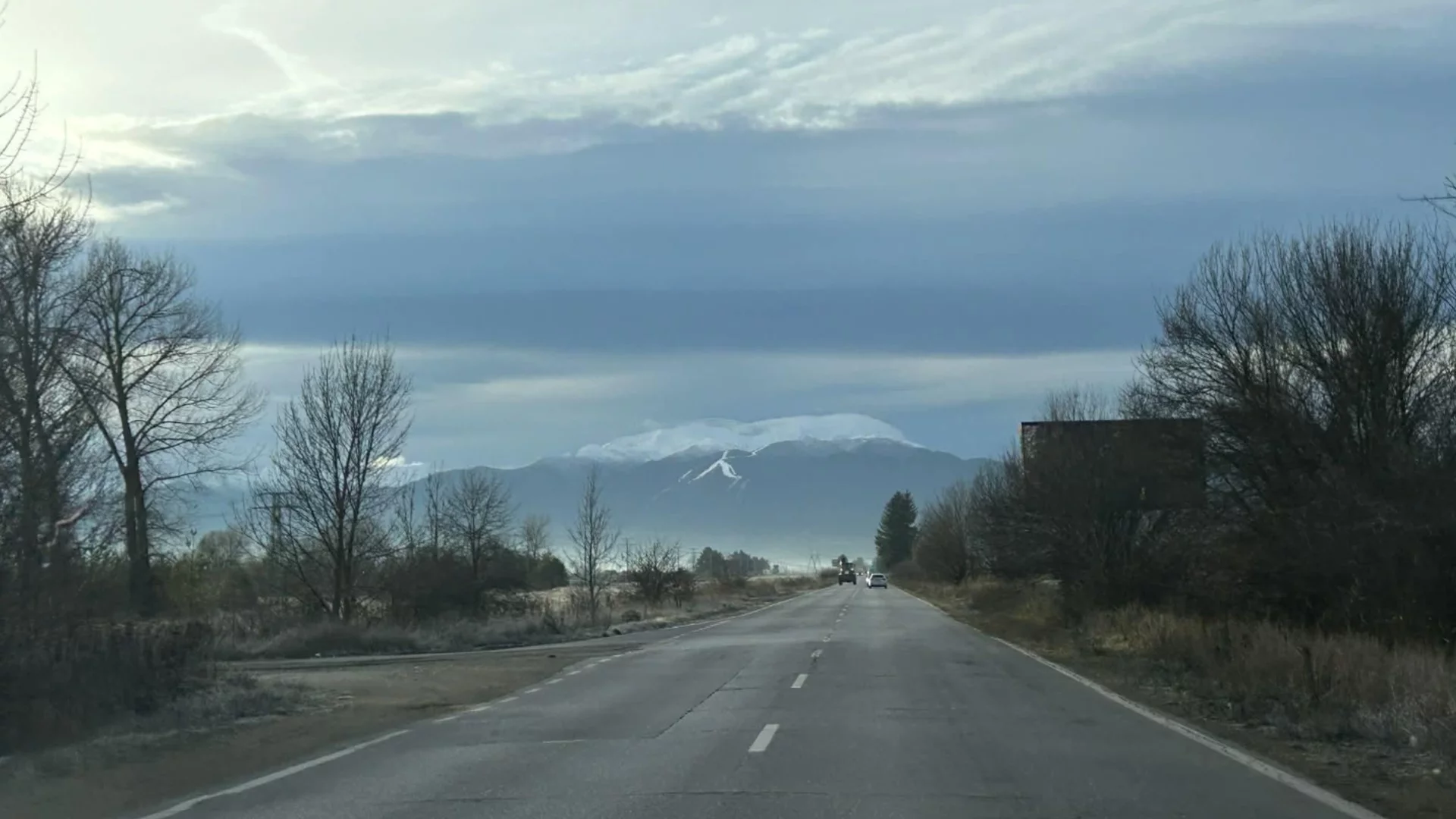 Пускат през 20 минути движението по пътя София - Самоков