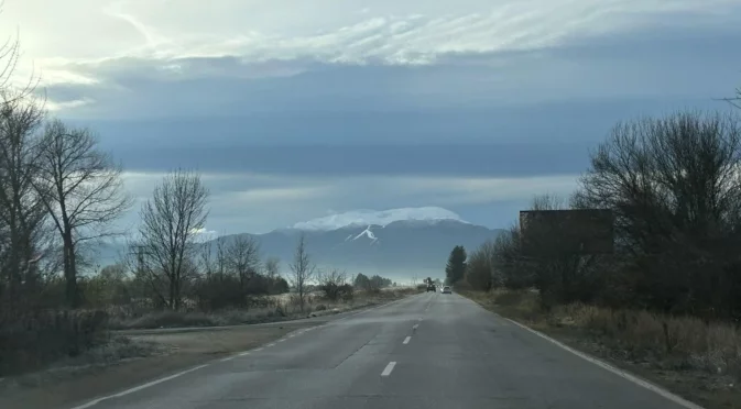 Пускат през 20 минути движението по пътя София - Самоков