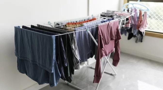 Гениален метод за сушене на дрехи за по-кратко време през зимата