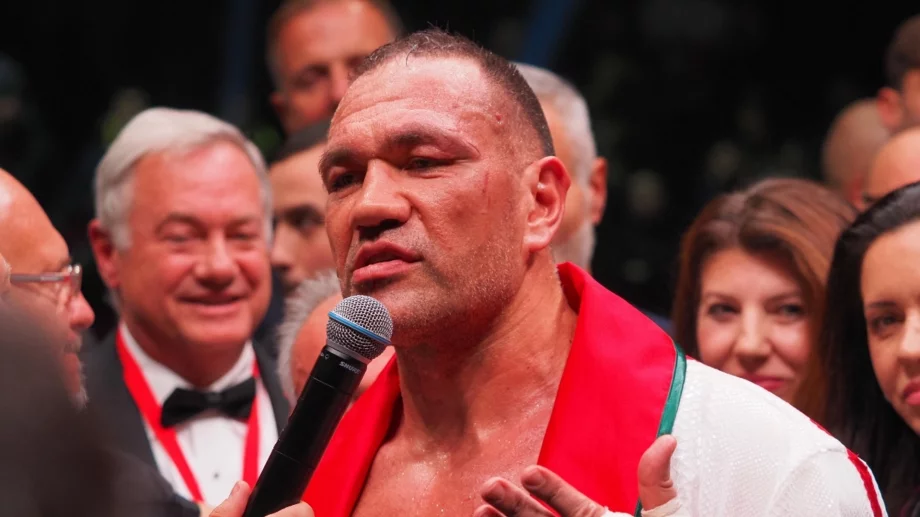 Първите думи на Кубрат Пулев: С тия ръкавици - няма как, аз съм супер!