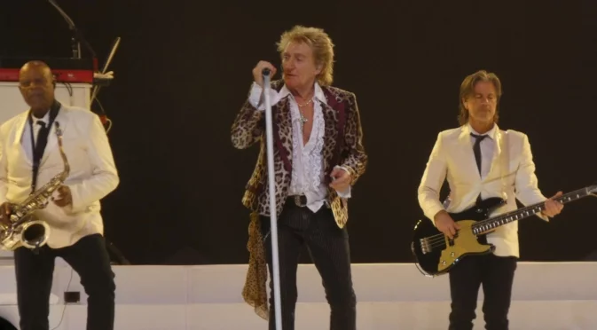 Концертът на Род Стюарт в София: Еуфория, спомен, катарзис и чисто забавление