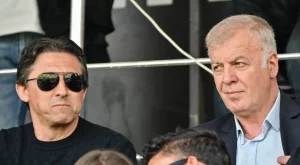 2025/12/12/1fa87416f62534b3cf5a8c3d41c75dd7