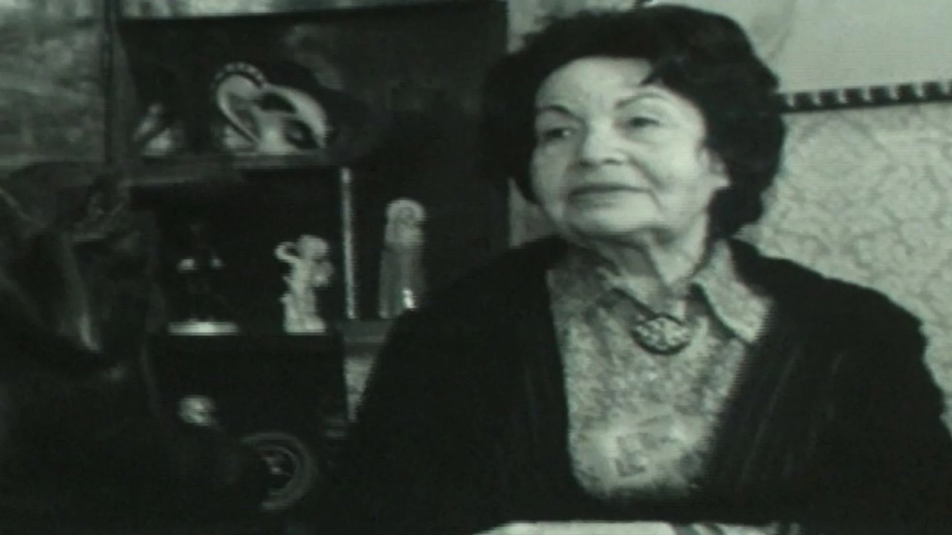 Стихотворение на деня, 13 декември, от Елисавета Багряна