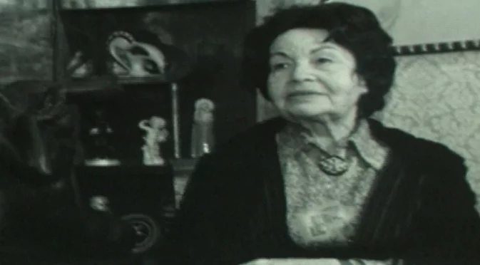 Стихотворение на деня, 13 декември, от Елисавета Багряна