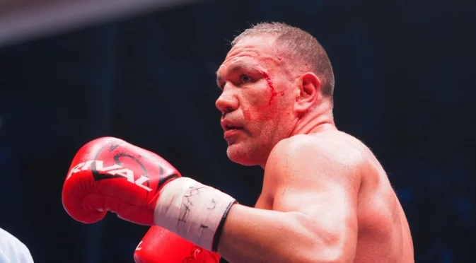 От щаба на Гасиев направиха спънка на Кубрат непосредствено преди битката за световната титла