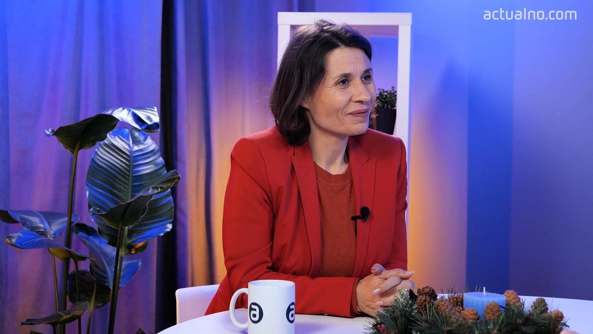 Даде ли Борисов ГЕРБ на Пеевски и какво идва след протеста: Говори Елисавета Белобрадова (ВИДЕО)