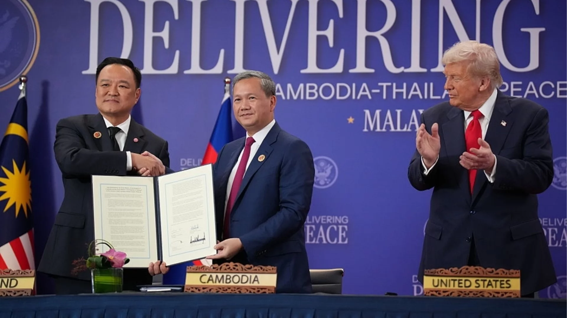 Тайланд: Ударите по Камбоджа няма да спрат