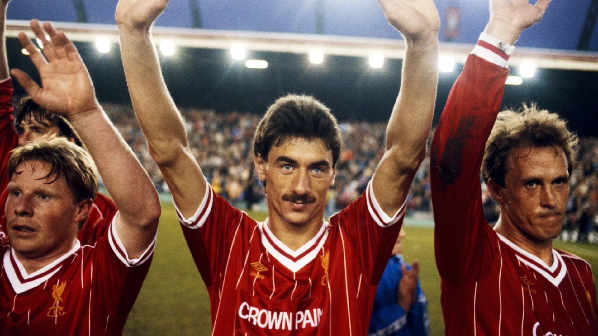 Един от най-великите играчи в историята на Ливърпул бе приет в болница с опасност за живота